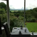 Bed & Breakfast Ashbank 3*